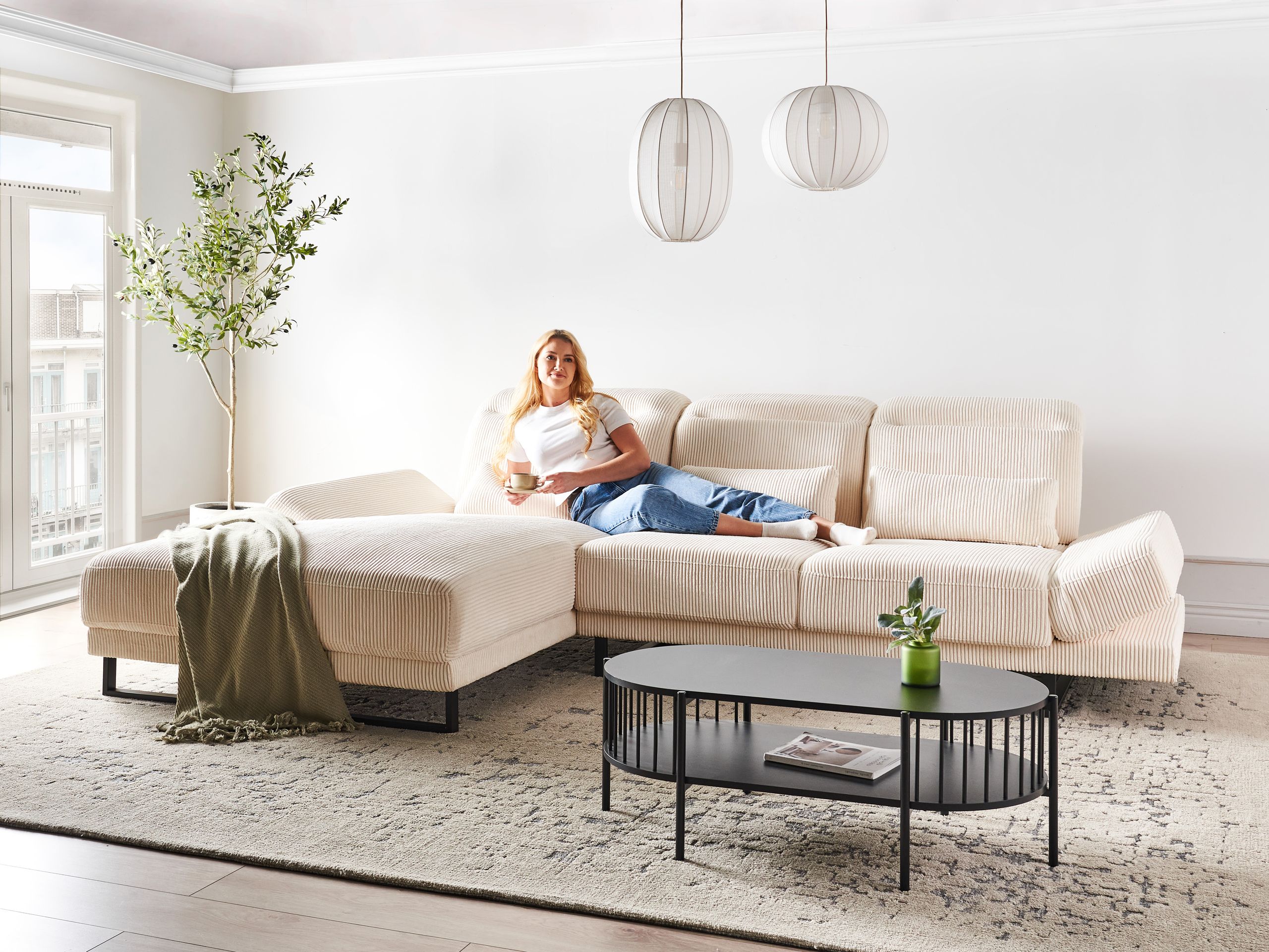 Hjørnesofa 4 personers IKAST Fløjl Beige Højrevendt