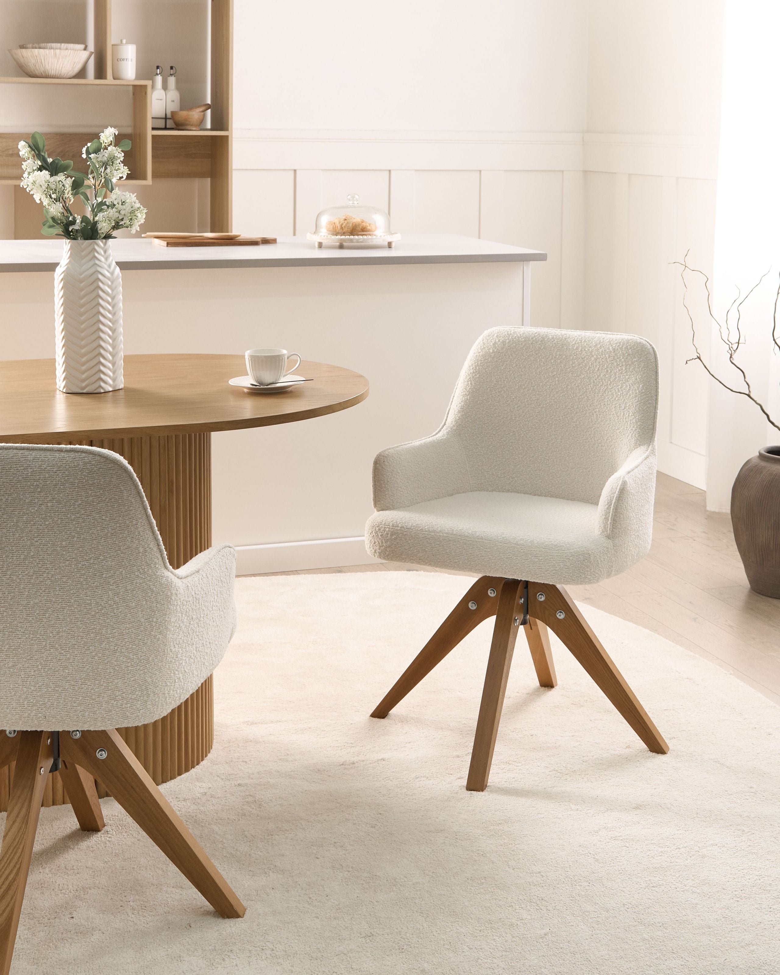 Sæt med 2 spisebordsstole SYLVANIA Boucle Cremehvid
