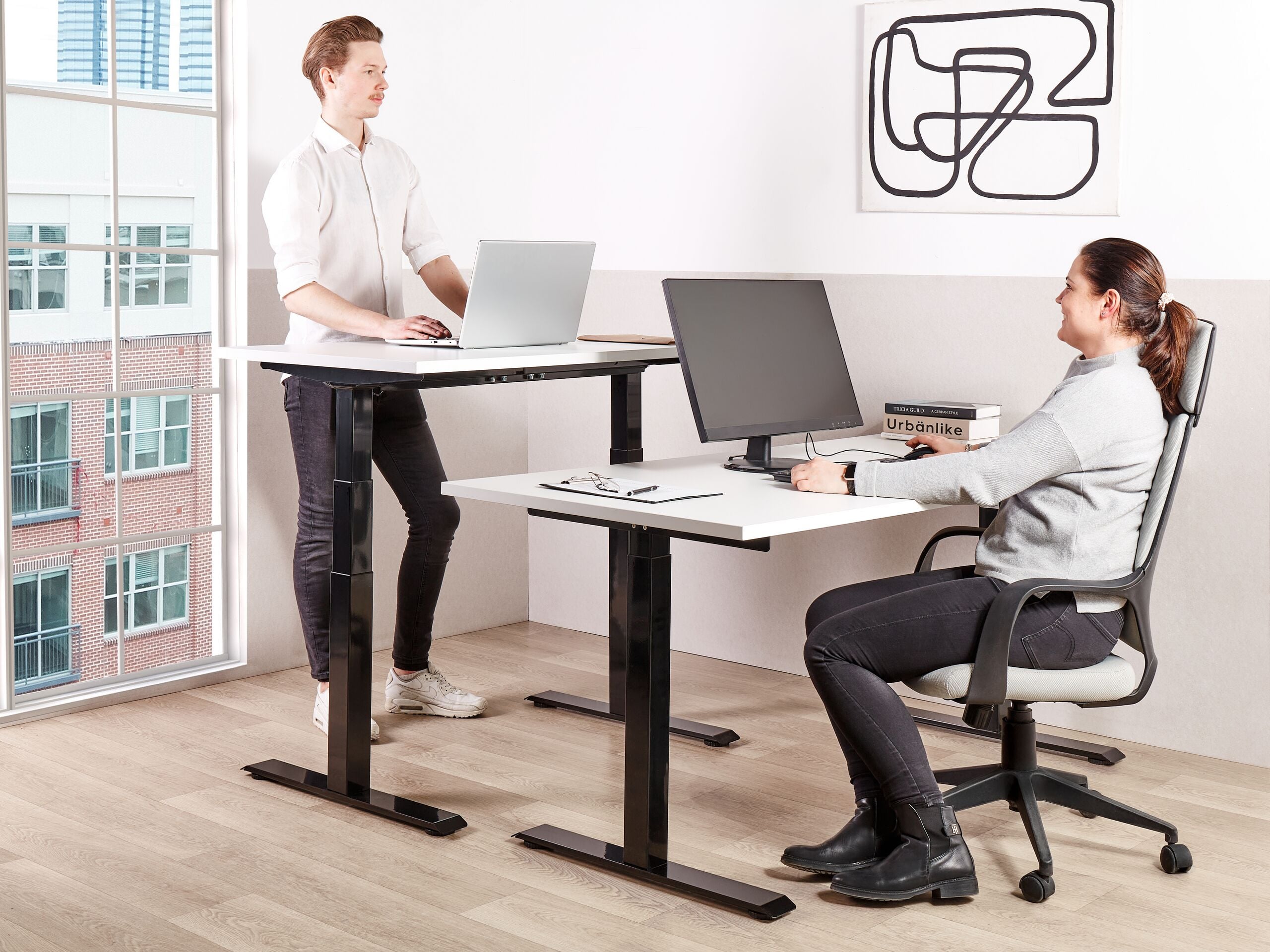 Elektrisk justerbart hæve sænkebord DESTINES 120 cm 72 cm Hvid/sort