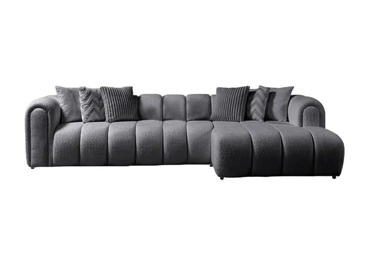 Norda Design Stilfuld mørkegrå hjørnesofa, 265x185 cm, 7 hynder, let rengørligt stof, 240 kg kapacitet | moderne komfort