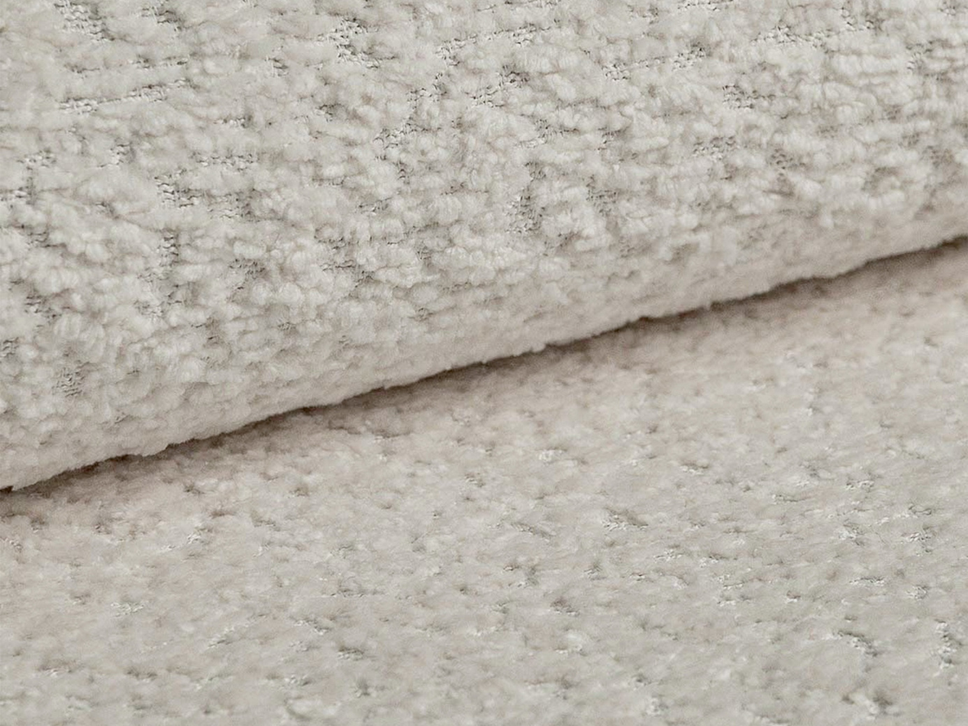 Cosmopolitan Design pude, "Kemi", 55 × 10 × 40 cm, Salvador, CORAL